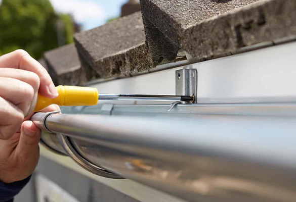 Pose et réparation de gouttière à Bergers (38420) en Isère (38).